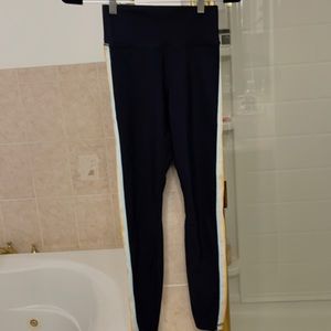 Spiritual Gangster. Workout leggings.